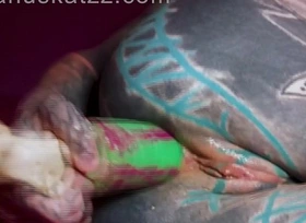 Chasmal tattooed dreadgirl plays anal