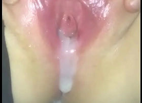 INSANELY HOT ALERT - cum oozing extensively of Brit girls Alison's cunt !!!!