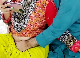 PAKISTANI Consummate HUSBAND WIFE WATCHING DESI PORN ON MOBILE THAN HAVE ANAL SEX Relating to CLEAR HOT HINDI AUDIO