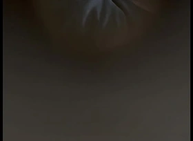 Vendo rola pelo buraco da parede