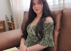 He fucks the model Laura, wakes up and is contiguous to him naked