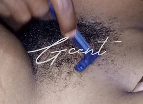 Shaving Vero's hairy specious pussy with happy ending
