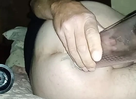 Cum from a vacuum pump