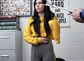 Thief Teen Does Not Want approximately Get Officialdom Involved so She Agrees for Guard's Problems - Lifterx