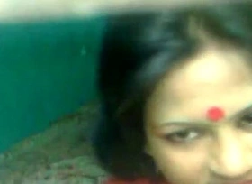 Horny bangla aunty nude fucked by follower groupie at night
