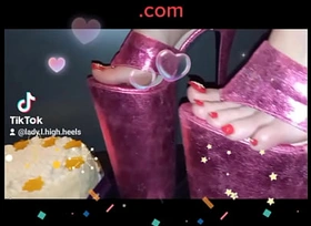 Lady L : Ultra left side mules extreme 14 inch/35 cm high heels crush white cake (video brusque version)