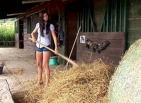 Megan cox masturbates outdoors see her getting hot in the hay