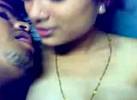 Hot mallu aunty with brother give make believe - xvideos