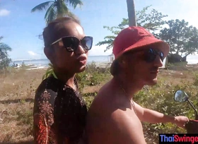 Beach sexual relations in public with big bore Thai phase who has an amazing big bore